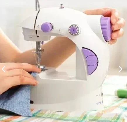 MINI MAQUINA DE COSER + MESA